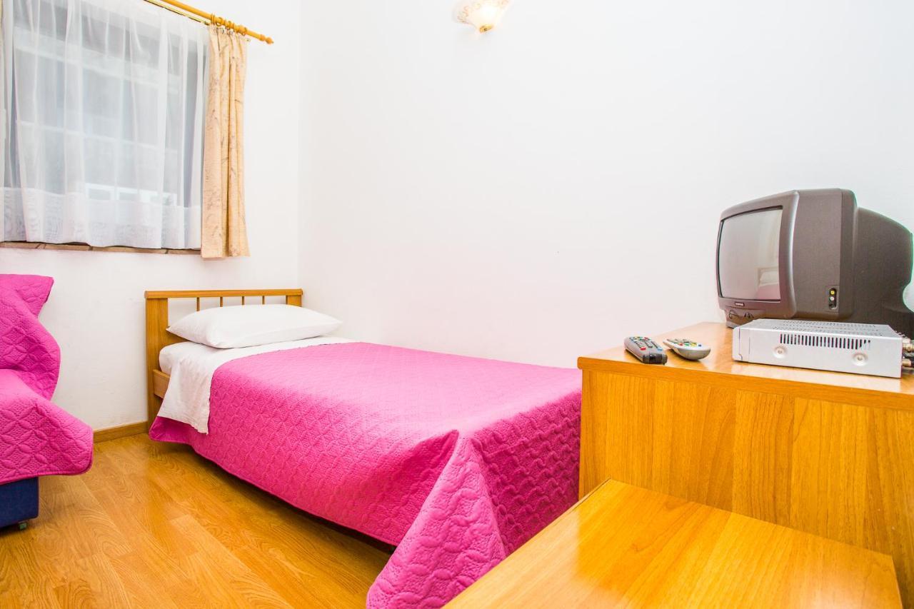 Apartmani Pava Omiš Eksteriør bilde
